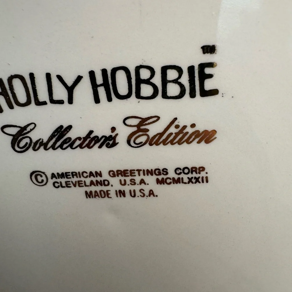VTG HOLLY HOBBIE COLLECTORS EDITION 10.5